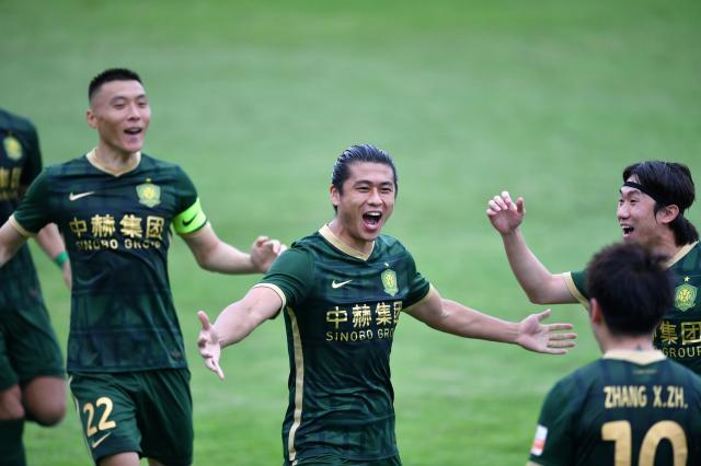 开云中国网站-张玉宁：愿新赛季伤病少一些 争取赢回球迷的信心